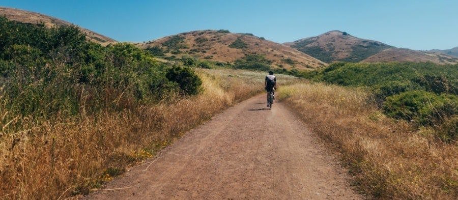 hybrid bike on trails